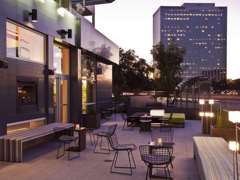 Aloft Houston By The Galleria Экстерьер фото