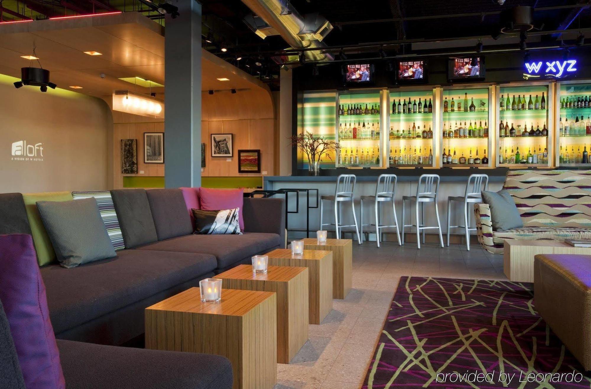 Aloft Houston By The Galleria Экстерьер фото