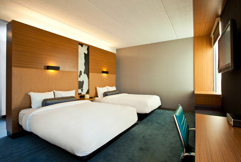 Aloft Houston By The Galleria Экстерьер фото